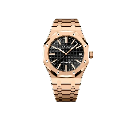 Montre Seiko automatique avec cadran noir texturé, boîtier et bracelet en acier inoxydable finition or rose. Une pièce élégante et raffinée pour un style luxueux.