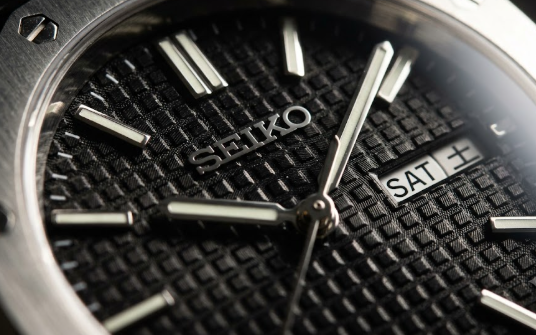 seiko royal oak black montre